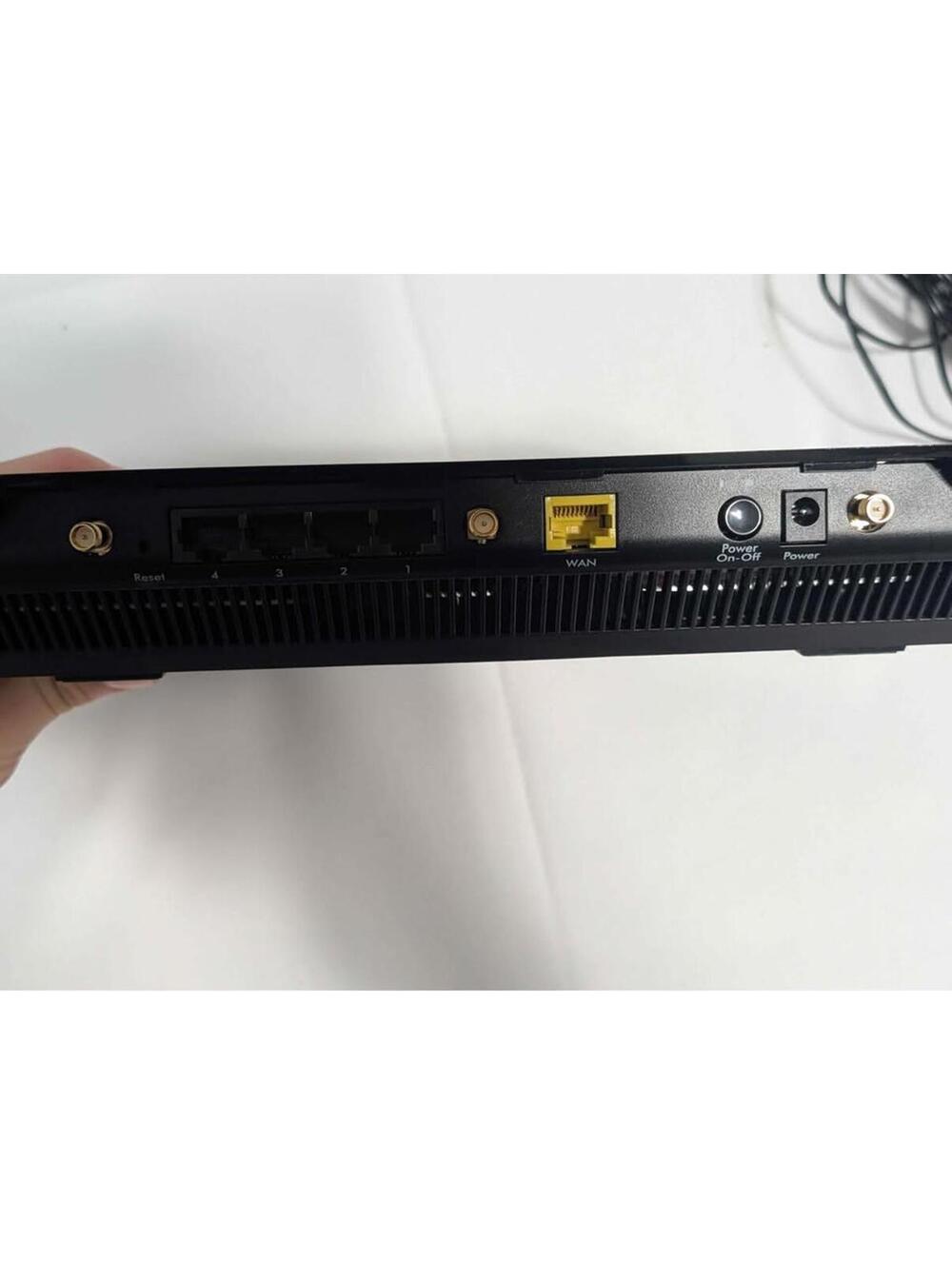 NETGEAR Nighthawk AC1750 R6700v2 Smart WiFi Router - Picture 5 of 5